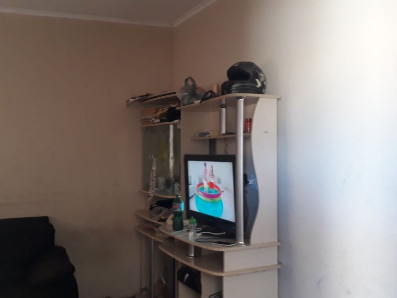 Casa à venda Centro com 252m² e 2 quartos por R$ 120.000 - 1438805192-ff92a939-1f48-403f-bc32-c0b4c79d5652.jpg