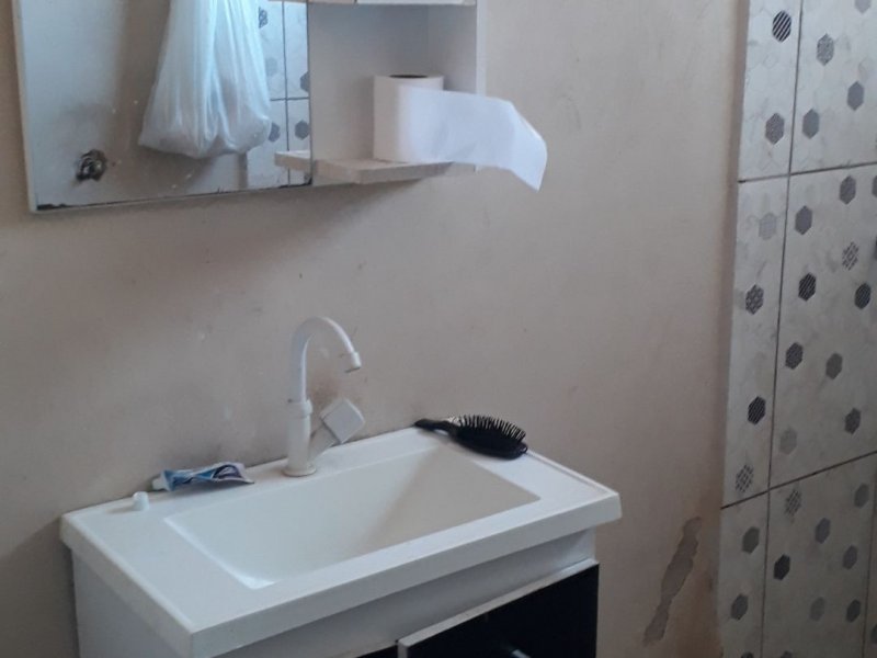 Casa à venda Centro com 252m² e 2 quartos por R$ 120.000 - 817576976-7c7efc58-ca82-4b34-badf-2fcca660cf6d.jpg