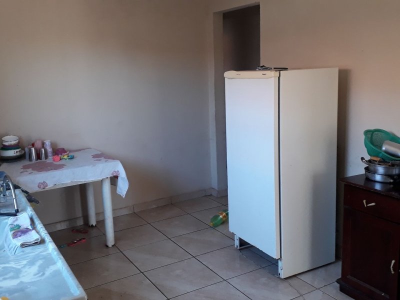 Casa à venda Centro com 252m² e 2 quartos por R$ 120.000 - 949184886-ba53da15-98a5-476b-bab9-584145abfab0.jpg