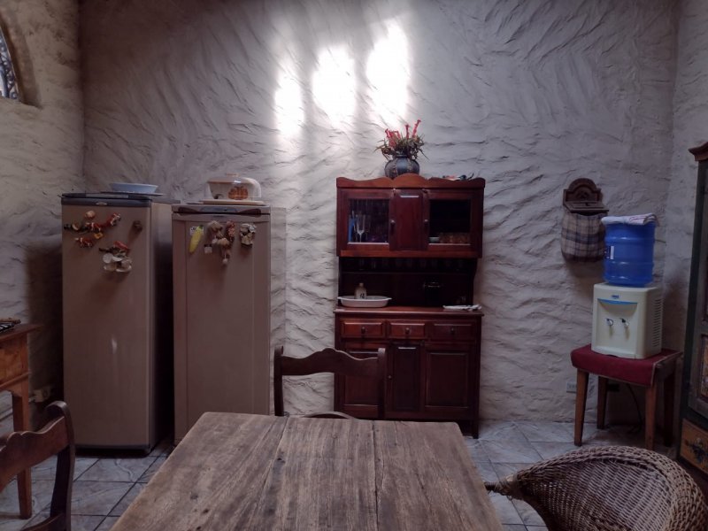 Casa à venda Estância Guararema com 662m² e 5 quartos por R$ 950.000 - 1028444867-e76f01d9-a7da-43b0-acf6-e2bffdfe1968.jpg