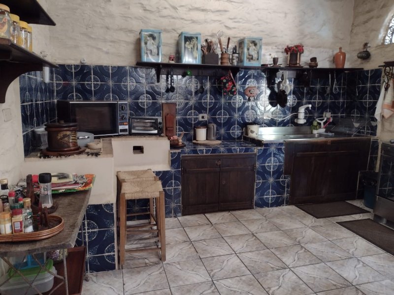 Casa à venda Estância Guararema com 662m² e 5 quartos por R$ 950.000 - 1094664985-53de6fcf-529e-4451-932d-0ba5ed6ea373.jpg