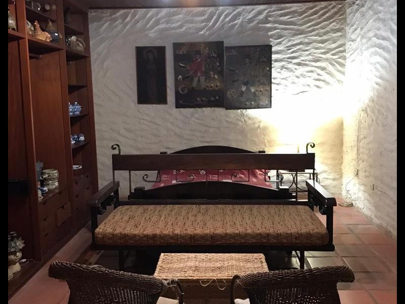 Casa à venda Estância Guararema com 662m² e 5 quartos por R$ 950.000 - 241267872-78f2b40b-451f-42ad-bd47-33f09d849d57.jpg