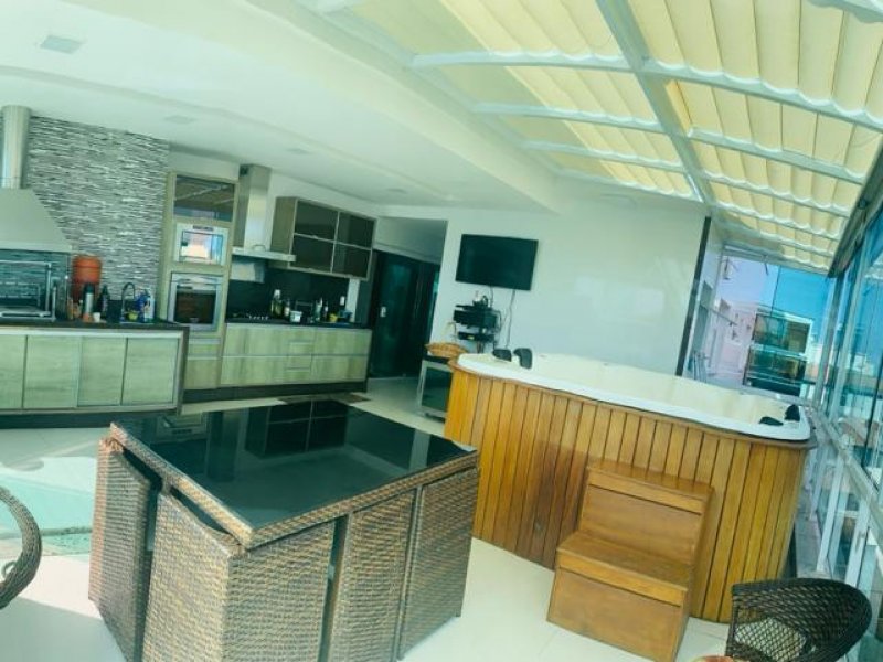 imóvel com 403m² - Passagem - Cabo Frio