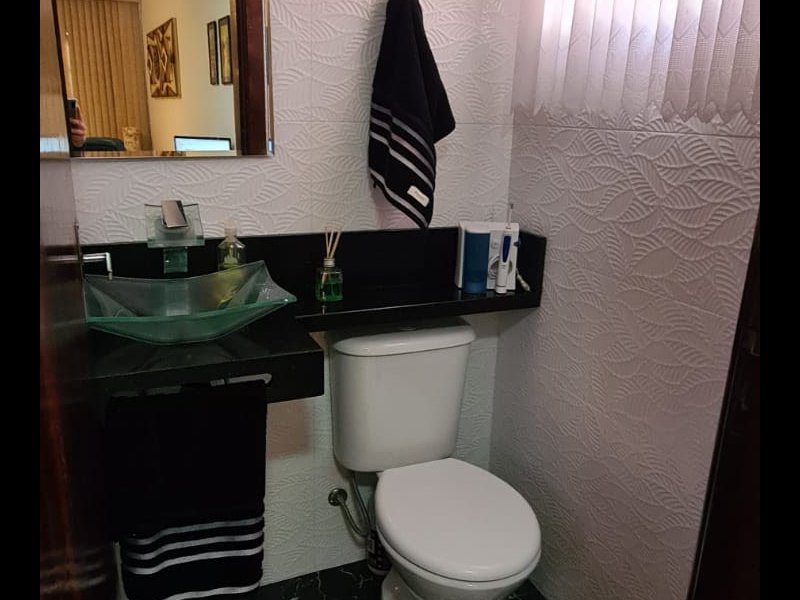 Casa à venda Conjunto Residencial Alvaro Bovolenta com 93m² e 2 quartos por R$ 450.000 - 2057446096-lavabo.jpg