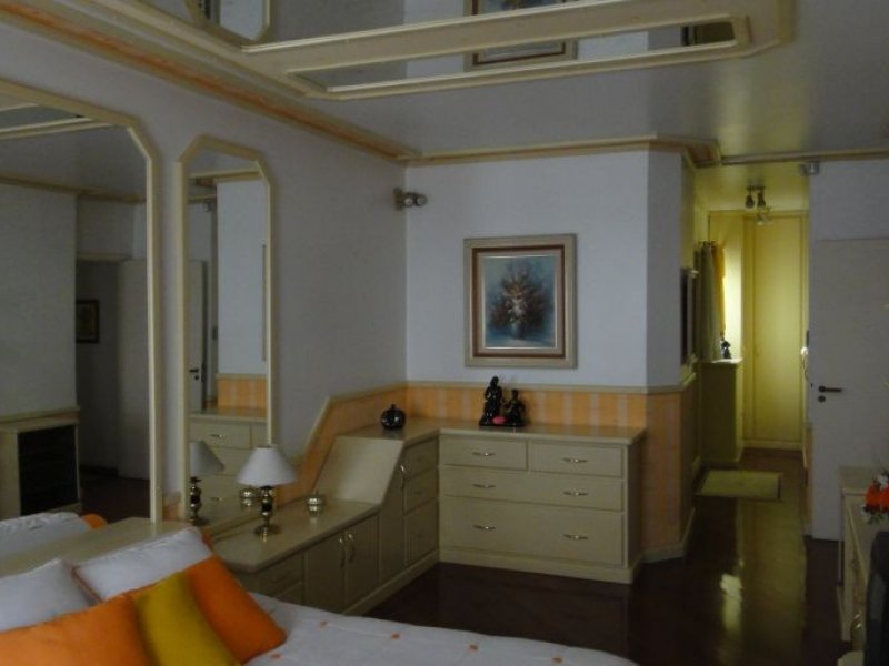 Casa à venda São Sebastião com 453m² e 4 quartos por R$ 1.300.000 - 1056036314-03-suite-master.JPG