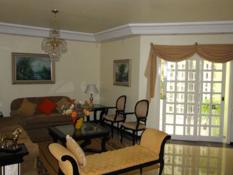 Casa à venda São Sebastião com 453m² e 4 quartos por R$ 1.300.000 - 1271973305-08-estar.JPG