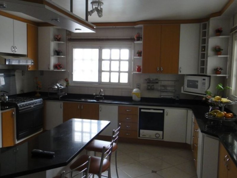 Casa à venda São Sebastião com 453m² e 4 quartos por R$ 1.300.000 - 571028336-17-cozinha.JPG