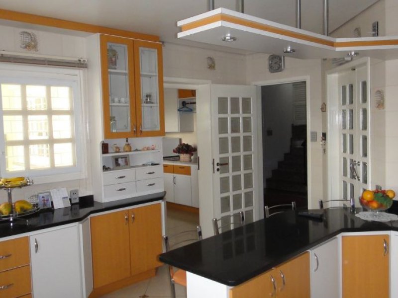 Casa à venda São Sebastião com 453m² e 4 quartos por R$ 1.300.000 - 64064119-18-cozinha.JPG