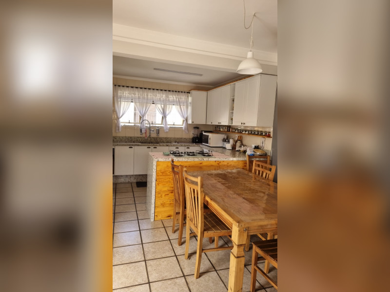 Cobertura à venda Jardim Tres Marias com 300m² e 3 quartos por R$ 950.000 - img-20230804-wa0001.jpg