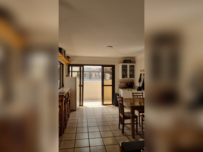 Cobertura à venda Jardim Tres Marias com 300m² e 3 quartos por R$ 950.000 - img-20230804-wa0006.jpg