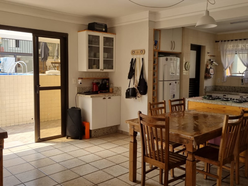 Cobertura à venda Jardim Tres Marias com 300m² e 3 quartos por R$ 950.000 - img-20230804-wa0008.jpg