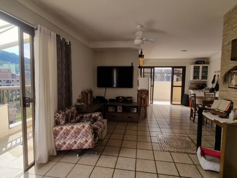 Cobertura à venda Jardim Tres Marias com 300m² e 3 quartos por R$ 950.000 - img-20230804-wa0039.jpg