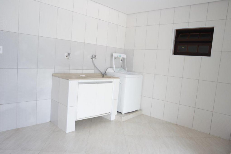 Casa à venda Colinas de Cotia com 240m² e 3 quartos por R$ 415.000 - 1833713533-unnamed-3.jpg