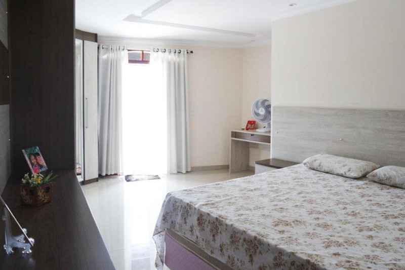 Casa à venda Colinas de Cotia com 240m² e 3 quartos por R$ 415.000 - 943727822-unnamed-12.jpg