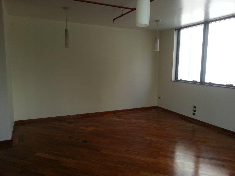 Comercial à venda Vila Nova Conceição com 43m² e 1 quarto por R$ 680.000 - 1871542112-sala-4-1.jpg