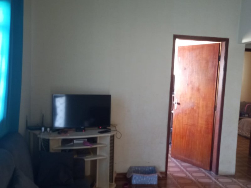 Casa à venda Jardim Maria Lúcia com 119m² e 2 quartos por R$ 180.000 - 404515741-716766b5-550a-420f-8184-4d083f857b31.jpg