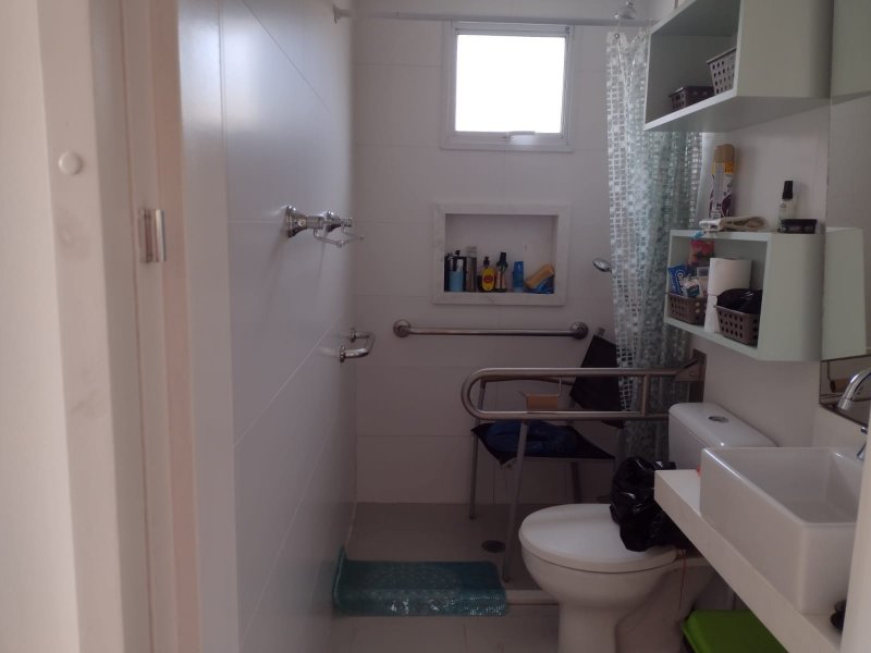 Apartamento à venda Saúde com 111m² e 2 quartos por R$ 950.000 - 653490275-suite-master-banheiro-2.jpeg
