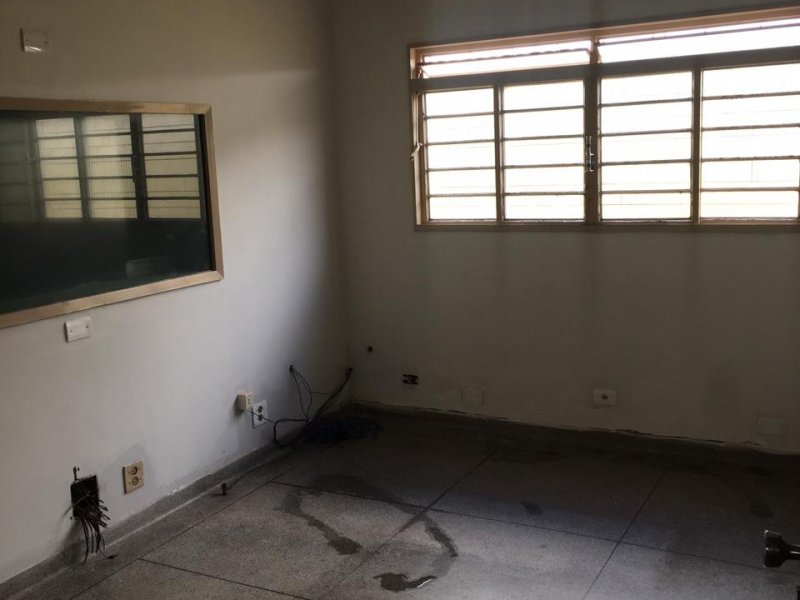 Comercial à venda Centro com 420m² e 1 quarto por R$ 480.000 - 1203045309-img-20210726-wa0051.jpg