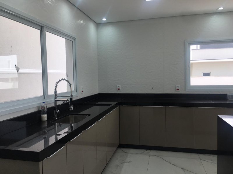 imóvel com 218m² - Loteamento Residencial Santa Gertrudes - Valinhos