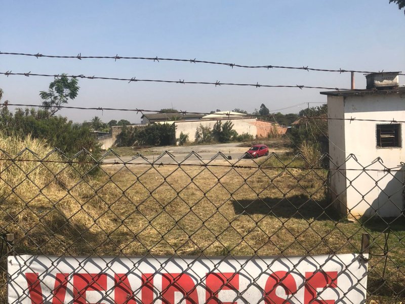 Terreno à venda Centro com 564m² e 1 quarto por R$ 260.000 - 1579860343-whatsapp-image-2021-08-19-at-11.jpeg