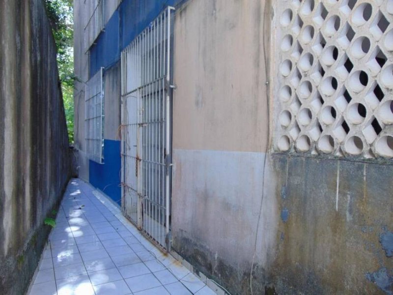 Apartamento à venda Graça com 80m² e 3 quartos por R$ 295.000 - 560238853-d2ae33eebdd424d98231aeadf9e8e7c0.jpg