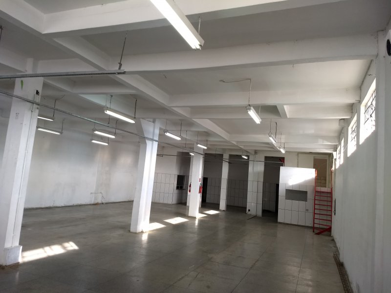Comercial para alugar capela velha com 400m² e 1 quarto por R$ 5.000 - 245384171-foto-6-interna.jpg