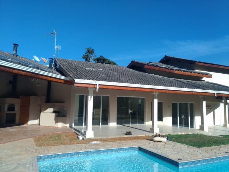 imóvel com 300m² - Condominio Jardim das Palmeiras - Bragança Paulista