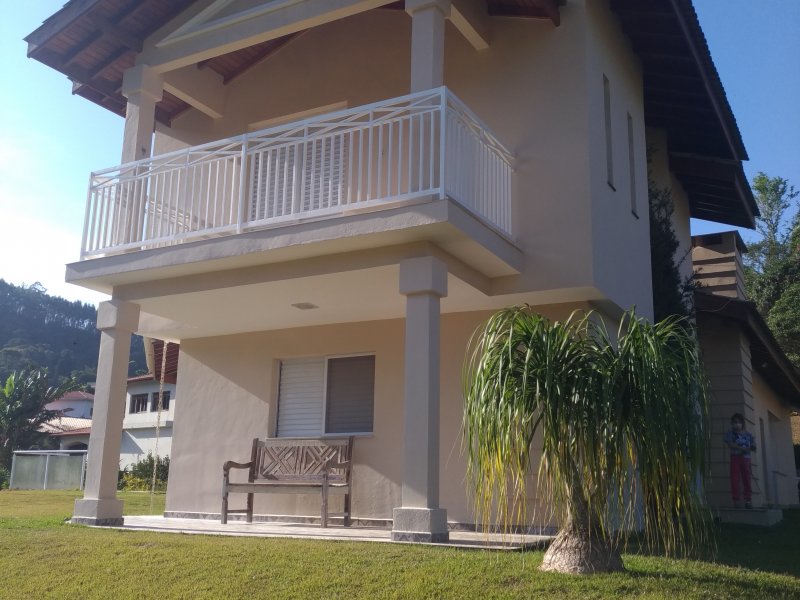 imóvel com 300m² - Condominio Jardim das Palmeiras - Bragança Paulista