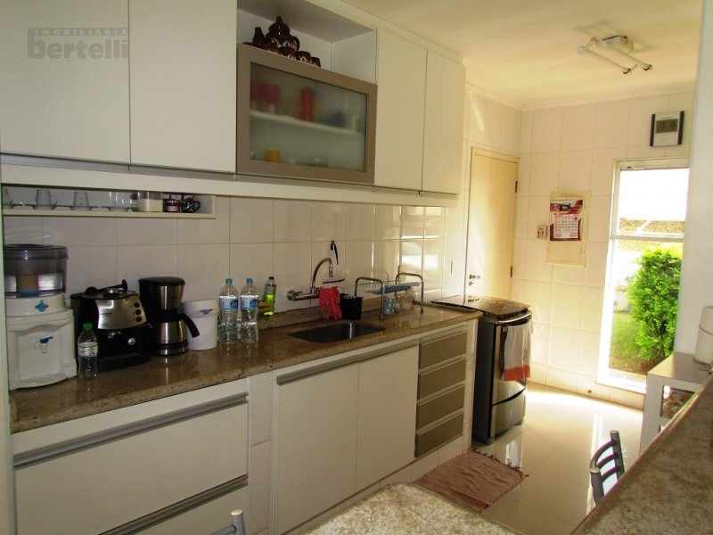 imóvel com 300m² - Condominio Jardim das Palmeiras - Bragança Paulista