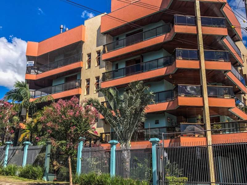 Apartamento à venda Nossa Senhora Medianeira com 225m² e 4 quartos por R$ 799.000 - 1773704278-e78d75dc-d46b-4781-bbb9-9ffea8e80083.jpeg