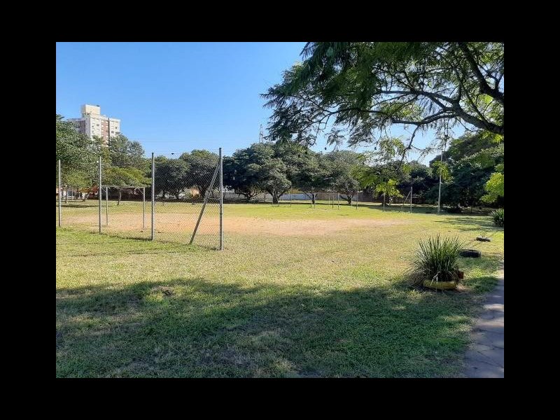 Apartamento à venda Sarandi com 64m² e 2 quartos por R$ 195.000 - 2141604692-praca-ao-lado.jpg