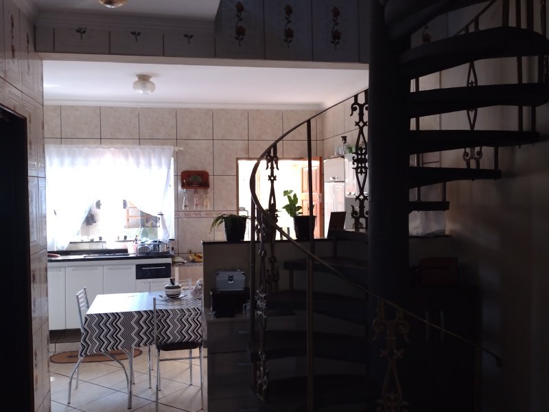 Casa à venda Centro com 93m² e 3 quartos por R$ 250.000 - 547442571-img-20210822-103514701.jpg