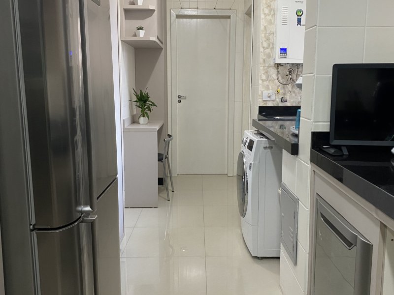 Apartamento à venda Centro com 158m² e 3 quartos por R$ 495.000 - 967261588-lavanderia-1.jpg
