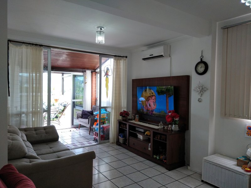 imóvel com 144m² - Trindade - Florianópolis