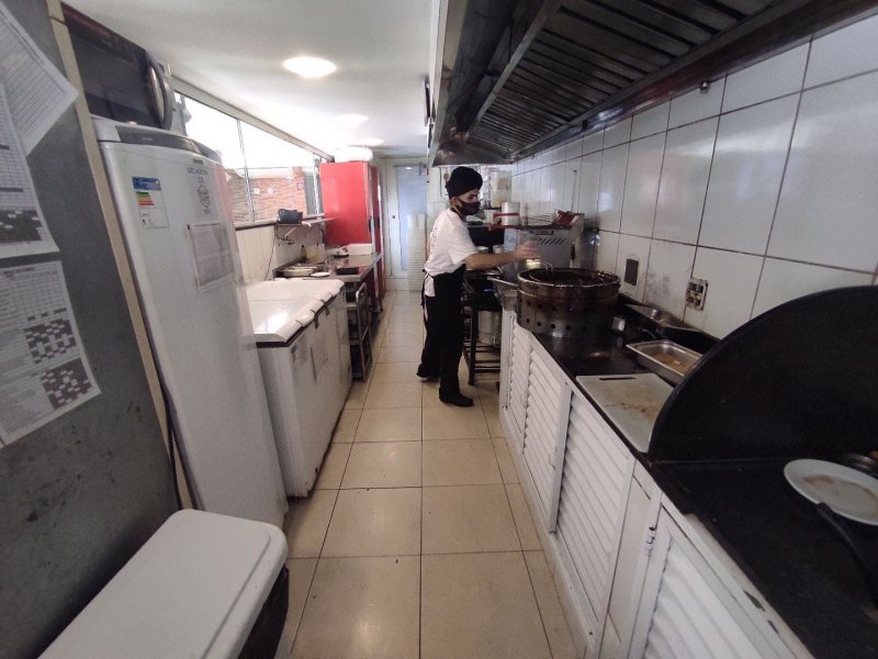Comercial à venda Maracanã com 300m² e 1 quarto por R$ 199.000 - 980909530-whatsapp-image-2021-08-17-at-16.jpeg