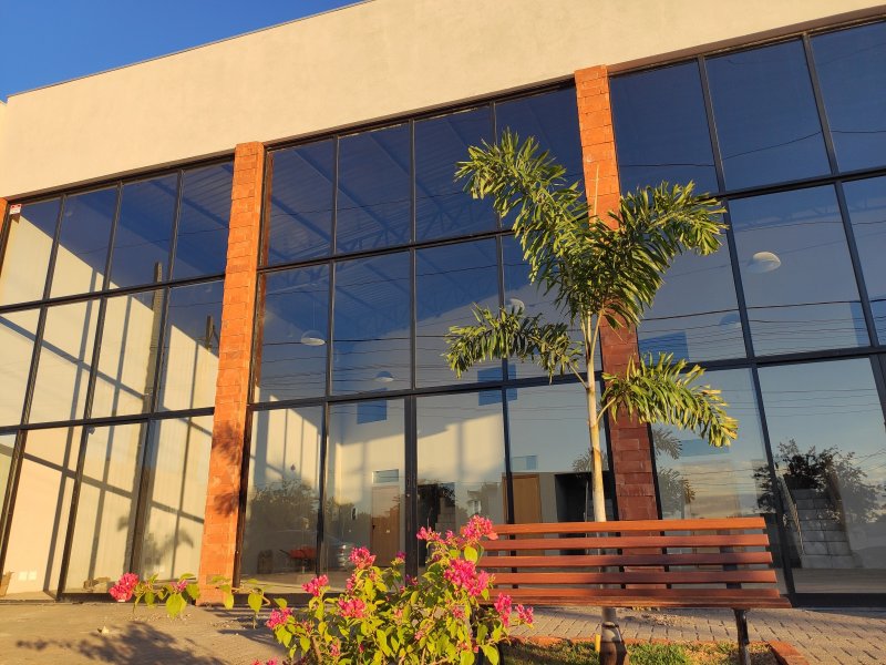 Comercial para alugar Jardim Monte Rei com 350m² e 1 quarto por R$ 3.900 - 1526295826-img-20210513-171906-1.jpg