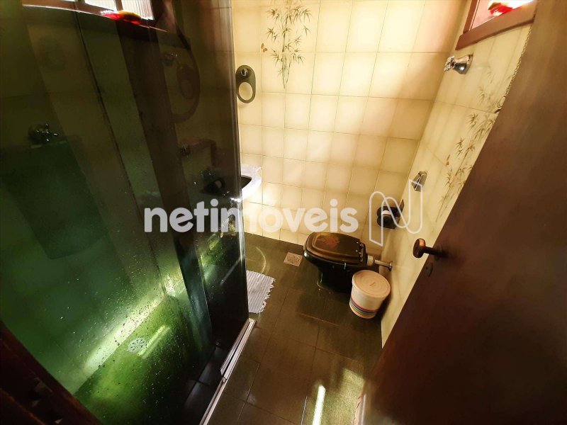 Casa à venda Joao Pinheiro com 497m² e 8 quartos por R$ 990.000 - 1350251354-7293ca57-e-f11-banho-social.jpg