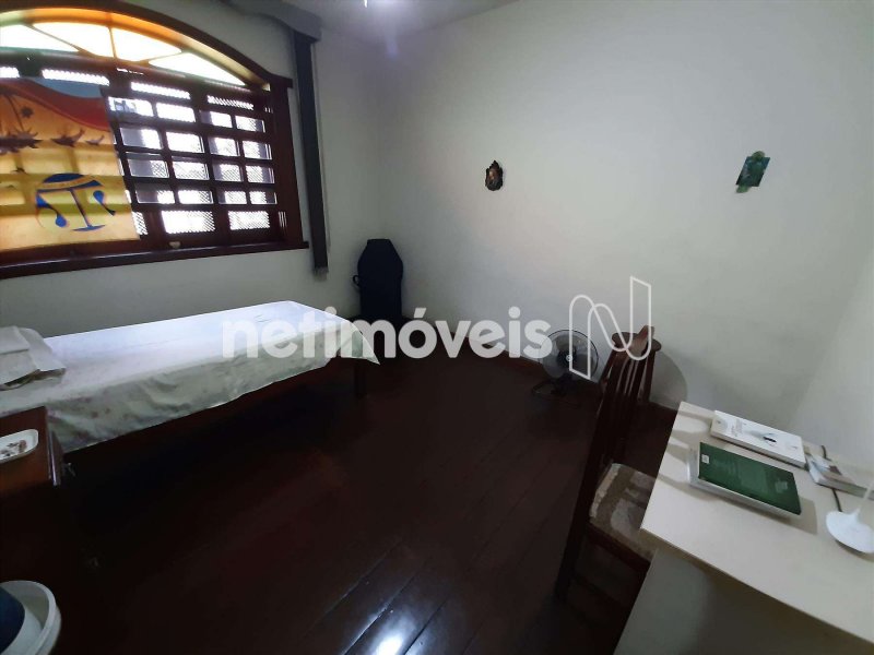Casa à venda Joao Pinheiro com 497m² e 8 quartos por R$ 990.000 - 512073347-db439ae0-7-f14-quarto-solteiro.jpg