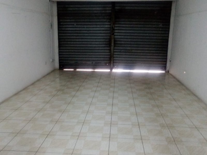 Comercial para alugar Jardim Laura com 80m² e 1 quarto por R$ 1.700 - 546135071-salao-3.jpg