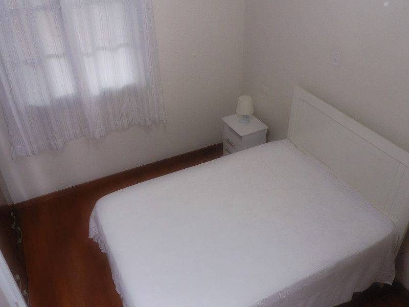 Casa à venda Campo Belo com 240m² e 2 quartos por R$ 1.200 - p7090018.JPG