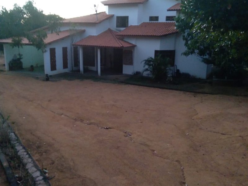 Sítio à venda Centro com 18000m² e 6 quartos por R$ 800.000 - 852383553-ea53cafe-87b8-44f5-a5cc-e4bf9a5d1470.jpeg