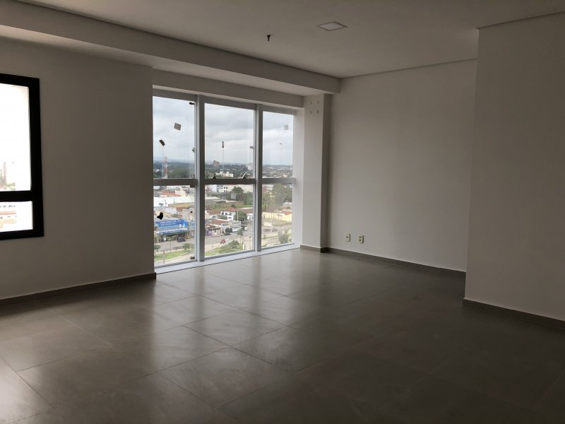 Comercial à venda Centro com 39m² e 1 quarto por R$ 180.000 - 1151879382-7585745e-b4eb-4c9f-9544-8be2e5446a63.jpeg