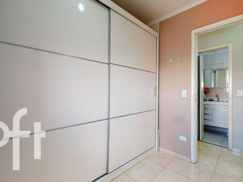 Apartamento à venda Vila Basiléia com 60m² e 3 quartos por R$ 310.000 - 284327680-desktop-master-bedroom24.jpg