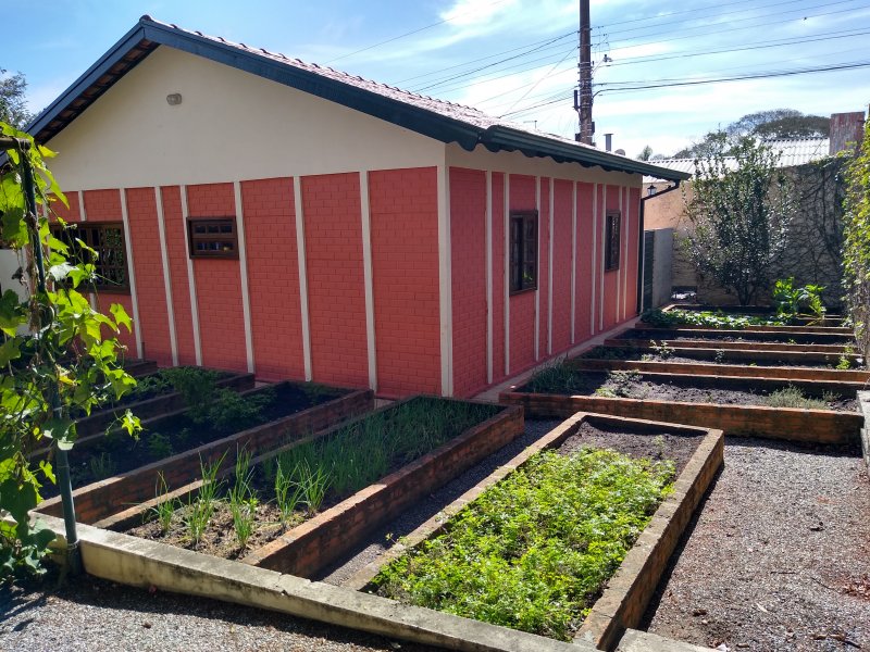 imóvel com 1800m² - Centro - Alambari