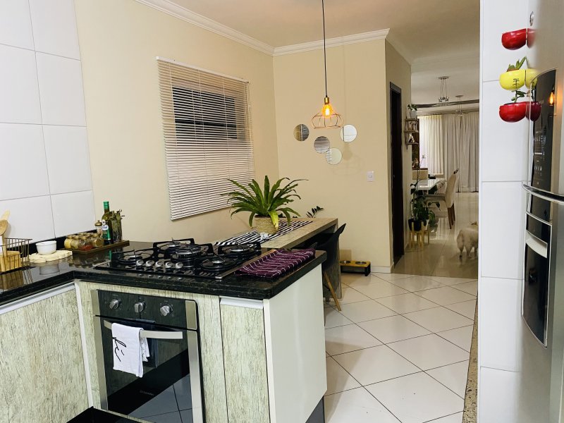 imóvel com 250m² - Jardim Rio das Pedras - Cotia