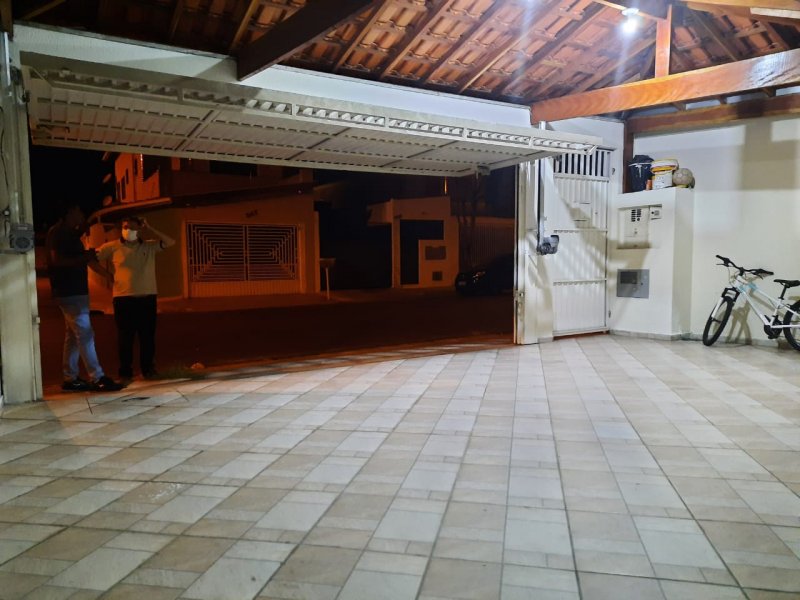 Casa à venda Centro com 12985m² e 3 quartos por R$ 490.000 - 806669530-img-20210528-wa0030.jpg