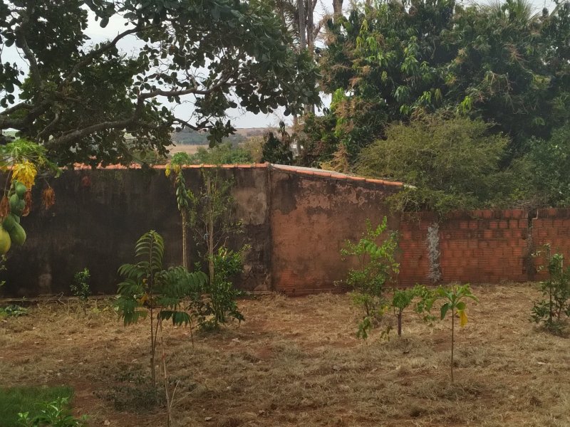 Casa à venda Centro com 720m² e 4 quartos por R$ 250 - 1341142900-16302526169319020786413125599463.jpg