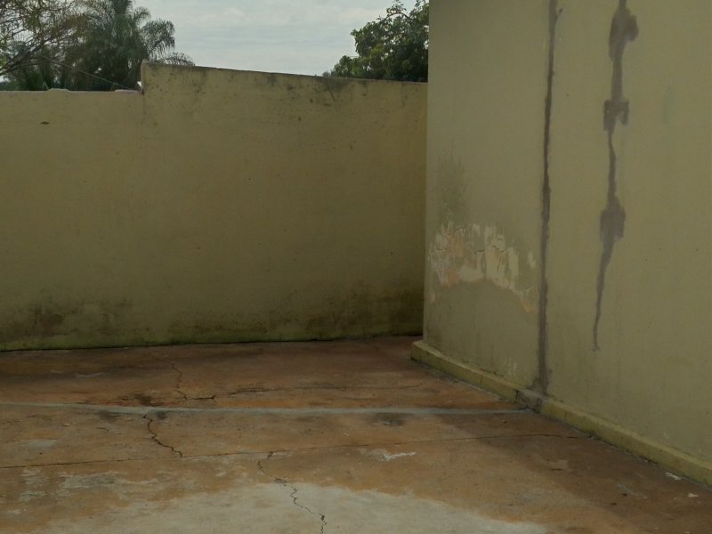 Casa à venda Centro com 720m² e 4 quartos por R$ 250 - 1582537006-16302526766779038186833854054600.jpg