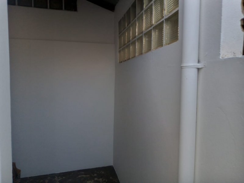 Casa para alugar Centro com 100m² e 2 quartos por R$ 1.250 - 1128505144-443bd98f-2adc-4b29-ba25-ff3cfc8c5e7b.jpeg