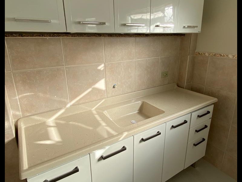 Casa para alugar Centro com 100m² e 2 quartos por R$ 1.250 - 1647682007-fd191c35-6c87-49a5-80e6-53603159c307.jpeg